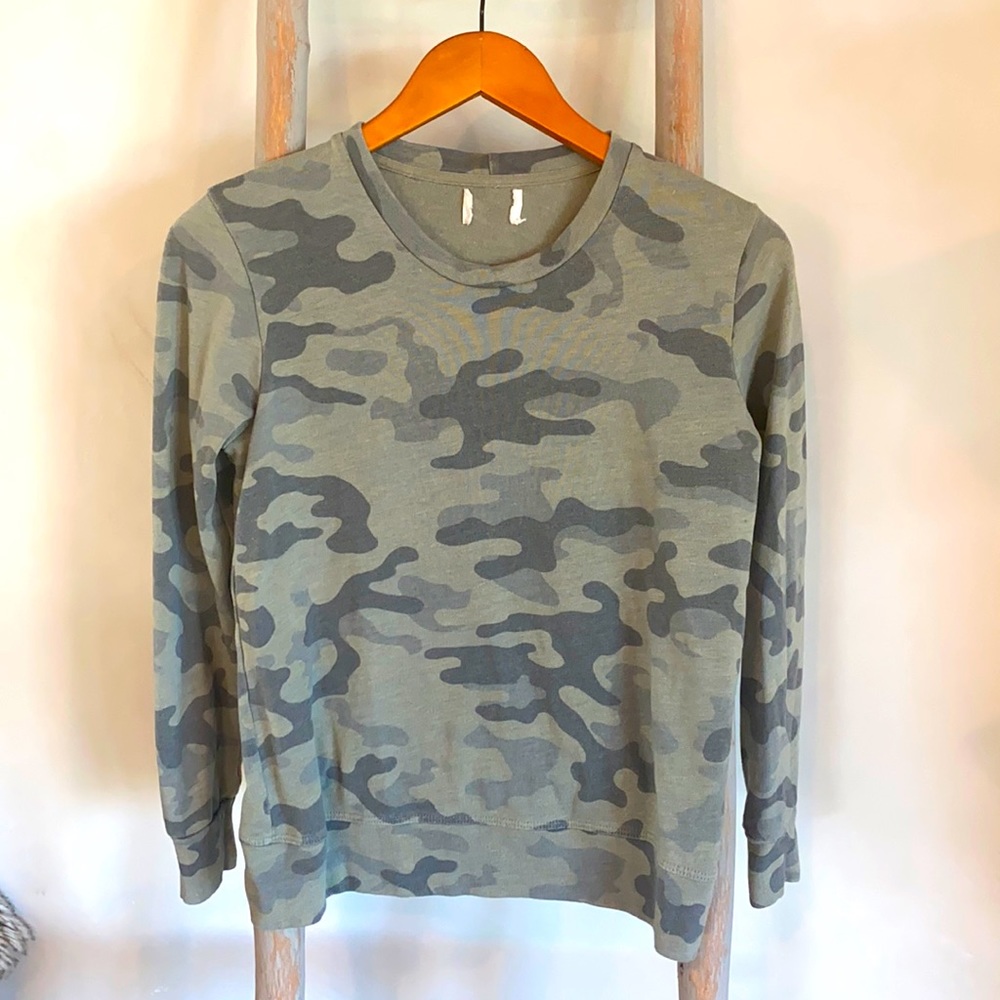 Camouflage sweatshirt